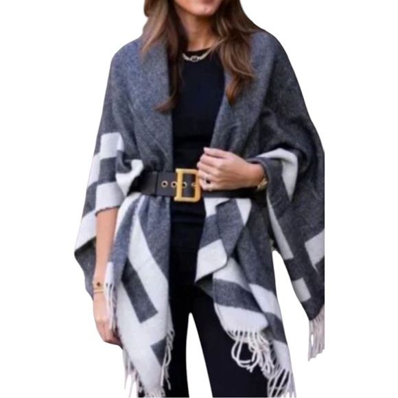 Walter Baker Accessories - NIB | Walter Baker Gray and White Plaid Poncho New in Original Poly Bag